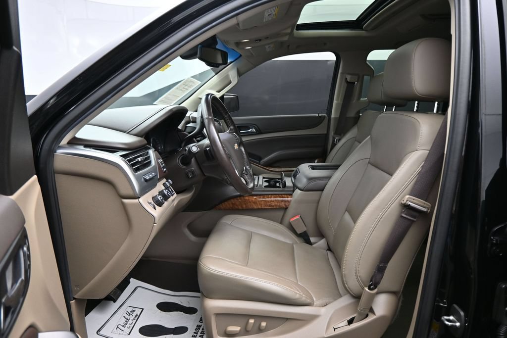 Used 2019 Chevrolet Tahoe Premier AWD/4WD image 9