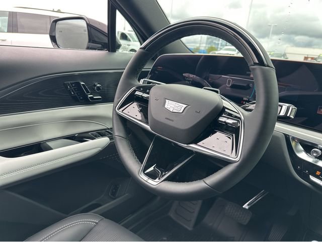 New 2026 Cadillac Lyriq Premium Sport w/ LPO, Floor Liner Package AWD/4WD image 5