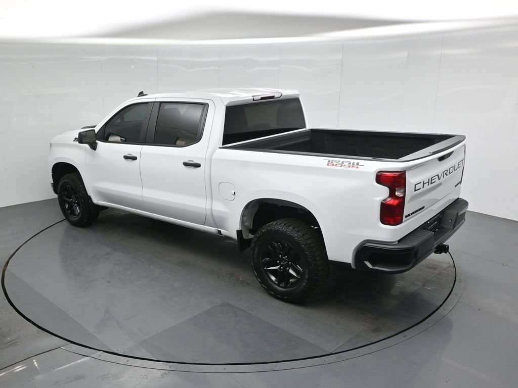 Used 2024 Chevrolet Silverado 1500 Custom Trail Boss w/ LPO, Dark Essentials Package AWD/4WD image 40
