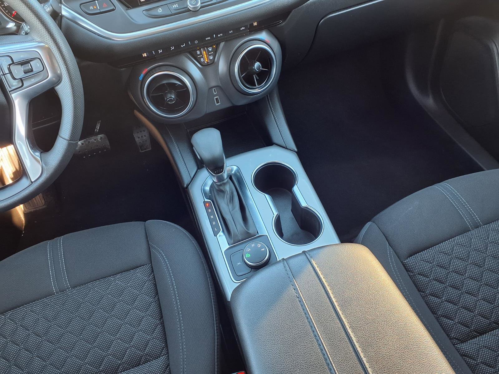 Used 2021 Chevrolet Blazer LT image 9