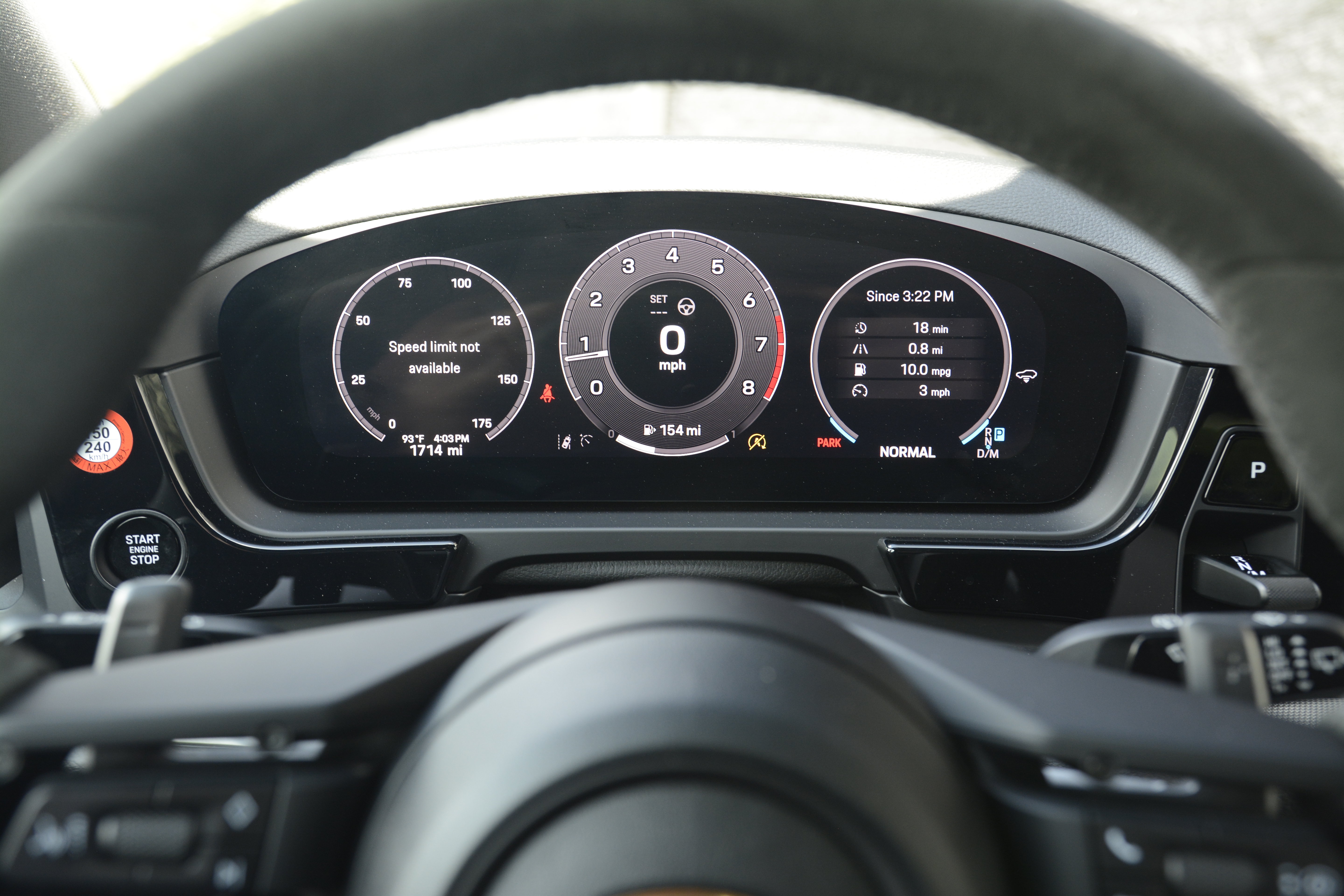 Certified 2025 Porsche Cayenne AWD/4WD image 19
