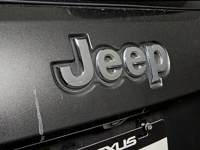 Used 2014 Jeep Grand Cherokee Limited w/ Trailer Tow Group IV image 31