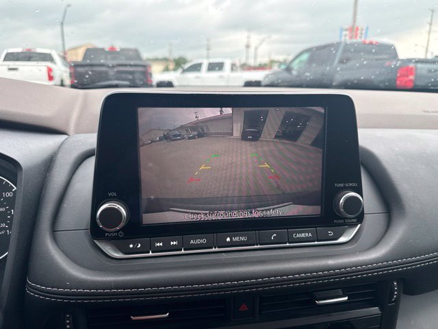 Used 2021 Nissan Rogue S FWD image 26