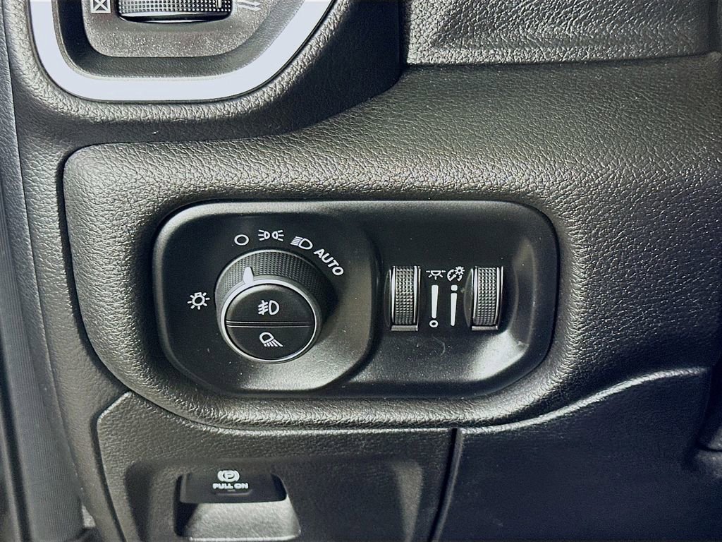 Used 2019 RAM 1500 Big Horn image 21