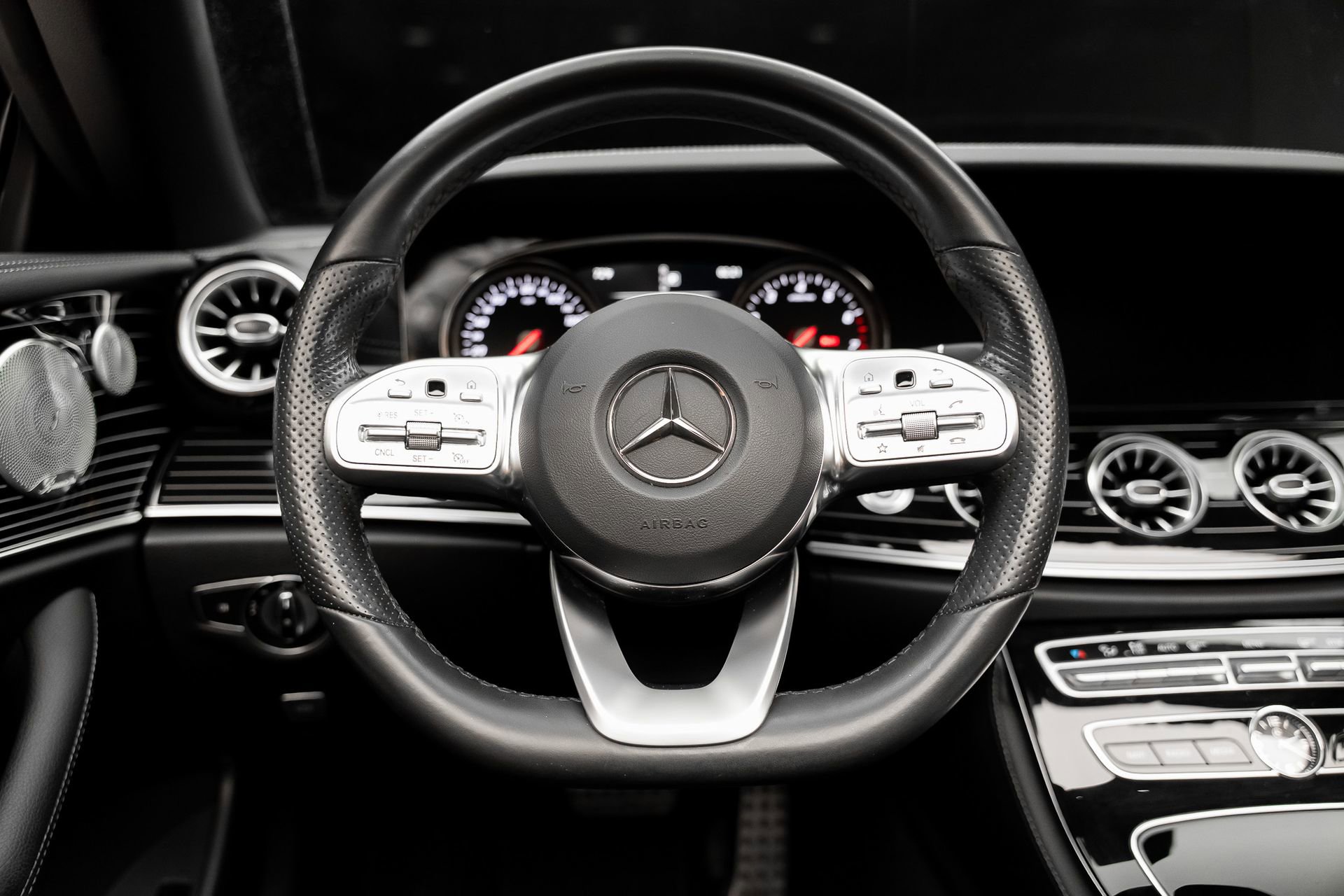 Used 2019 Mercedes-Benz E 450 Cabriolet image 45