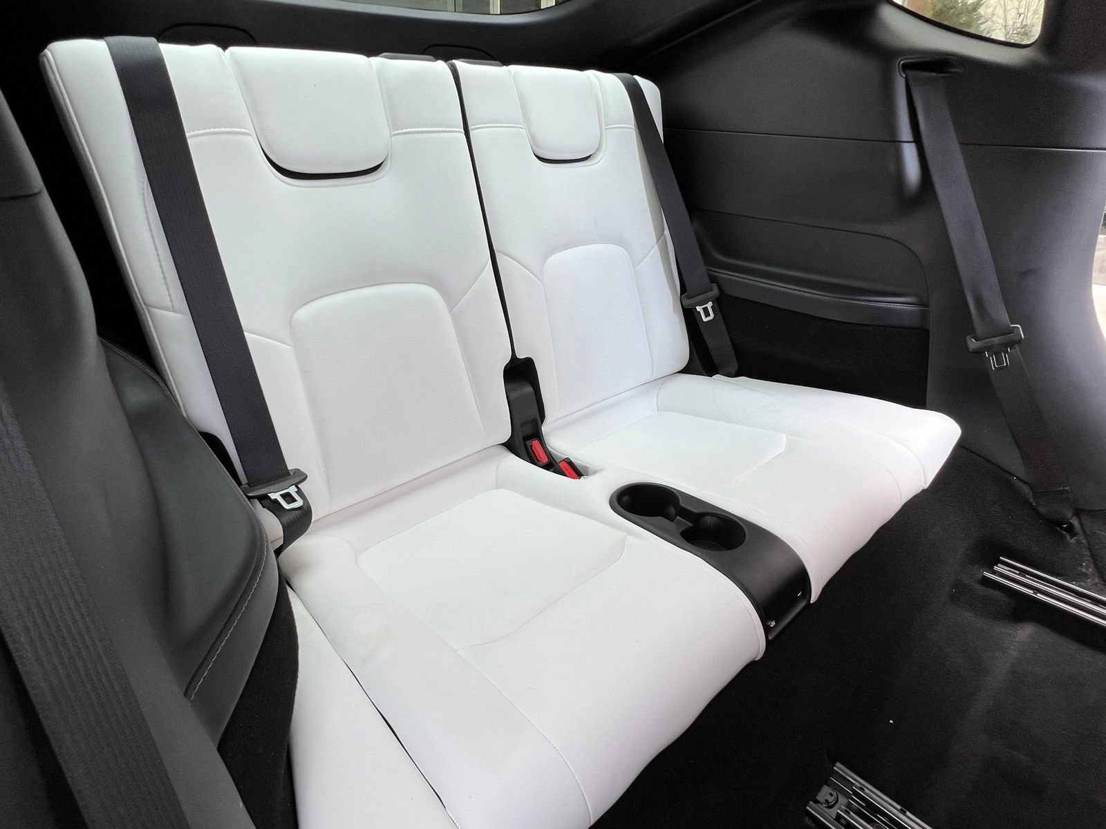 Used 2022 Tesla Model Y Long Range AWD/4WD image 18