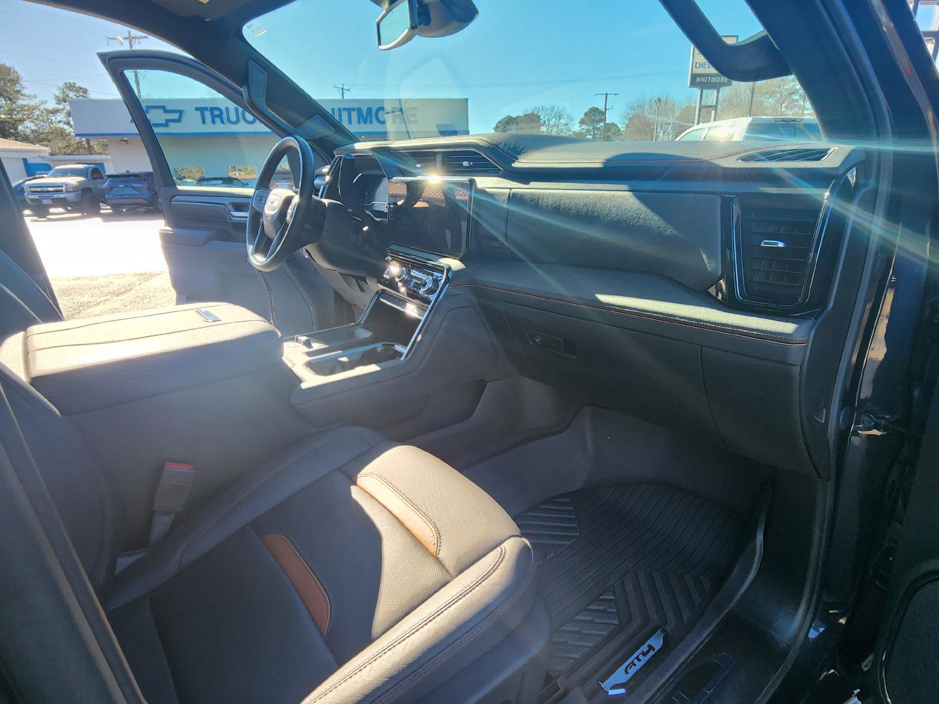 Used 2025 GMC Sierra 3500 AT4 image 10