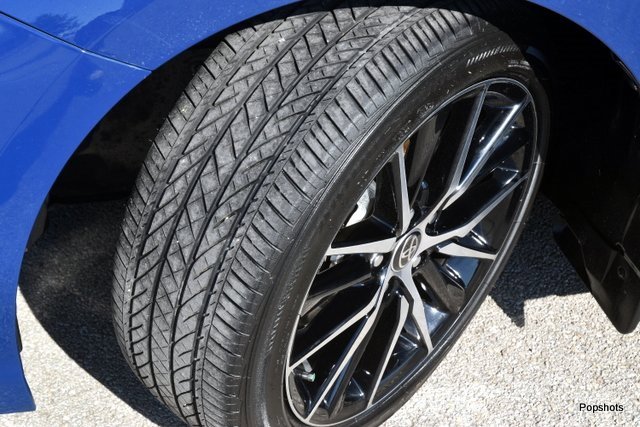 Used 2024 Toyota Camry SE image 5