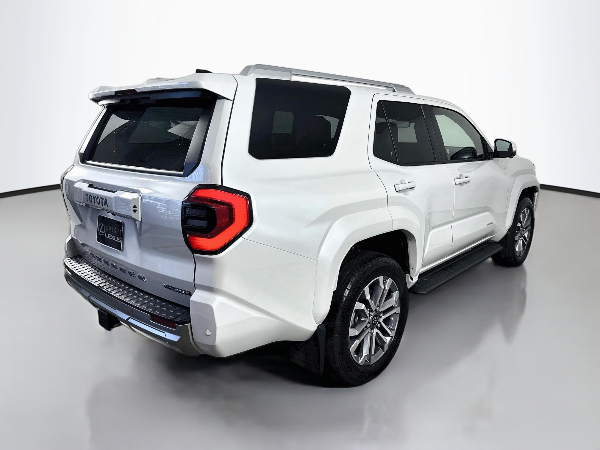 Used 2025 Toyota 4Runner Limited AWD/4WD image 7