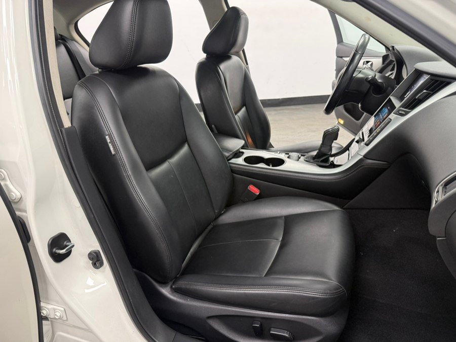 Used 2021 INFINITI Q50 Luxe w/ Cargo Package AWD/4WD image 37