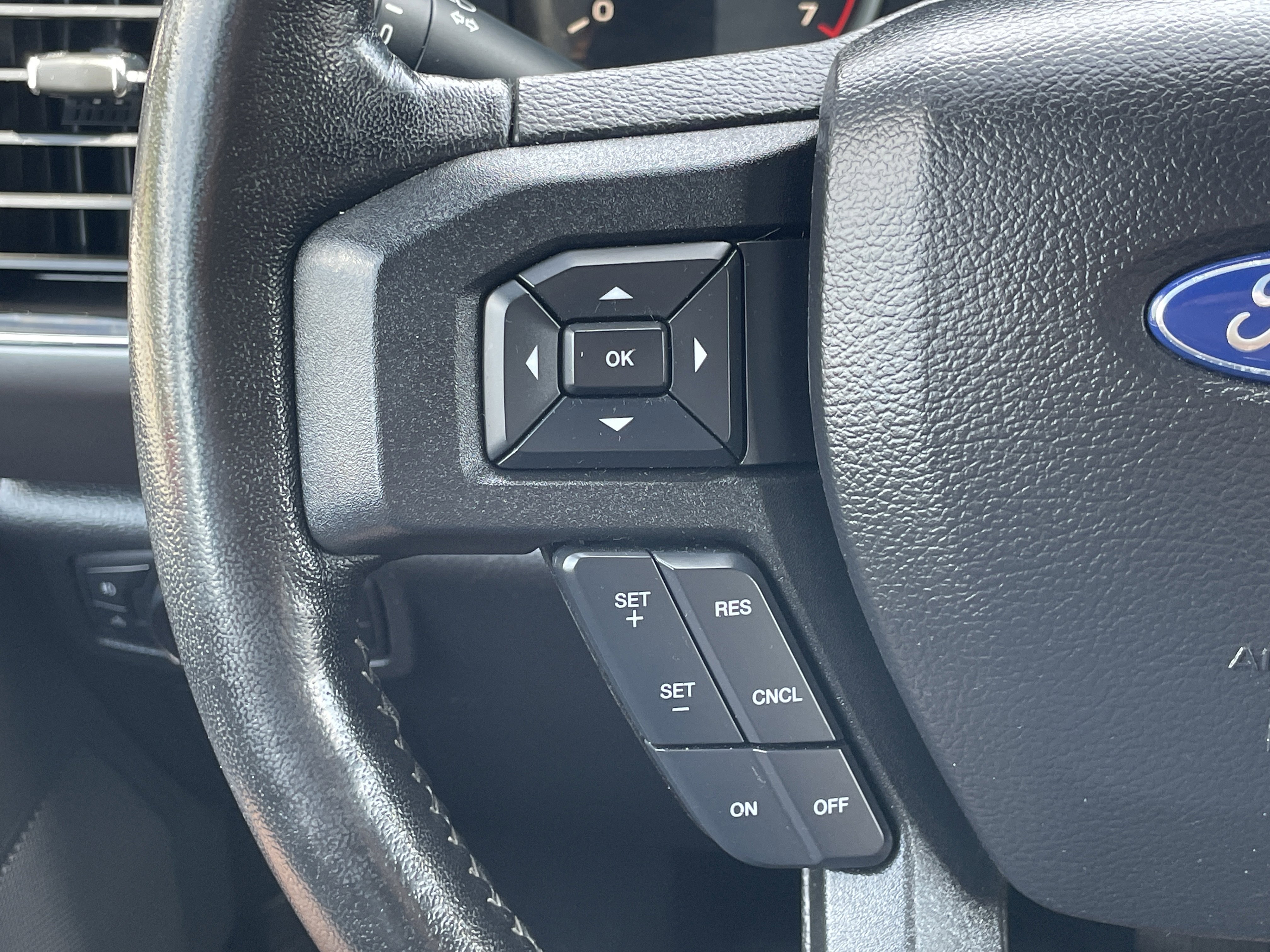 Used 2019 Ford F150 XLT w/ Equipment Group 302A Luxury image 24