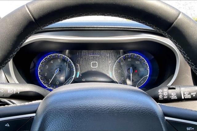 Used 2023 Chrysler Pacifica Touring-L FWD image 20