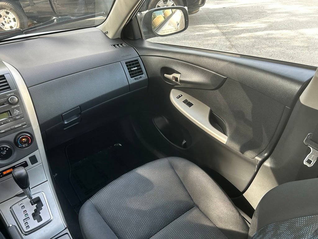 Used 2010 Toyota Corolla S FWD image 11