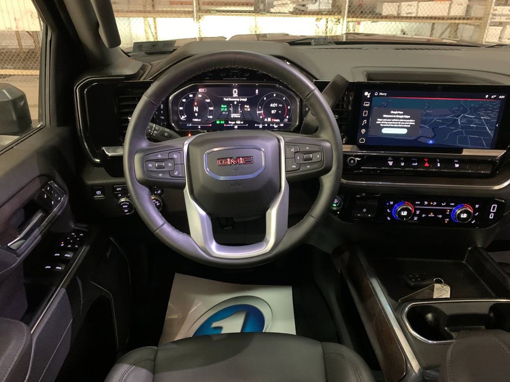 Used 2025 GMC Sierra 2500 SLT w/ SLT Convenience Package image 17