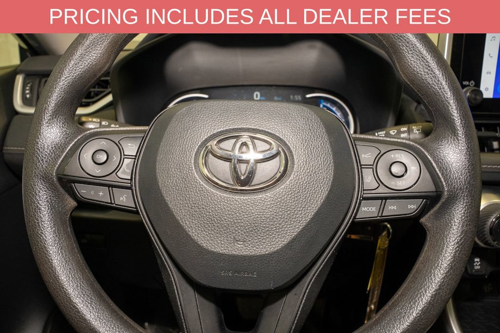 Used 2024 Toyota RAV4 LE AWD/4WD image 17