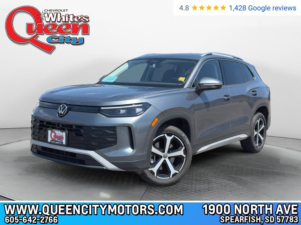 Used 2026 Volkswagen Tiguan SE AWD/4WD image 1