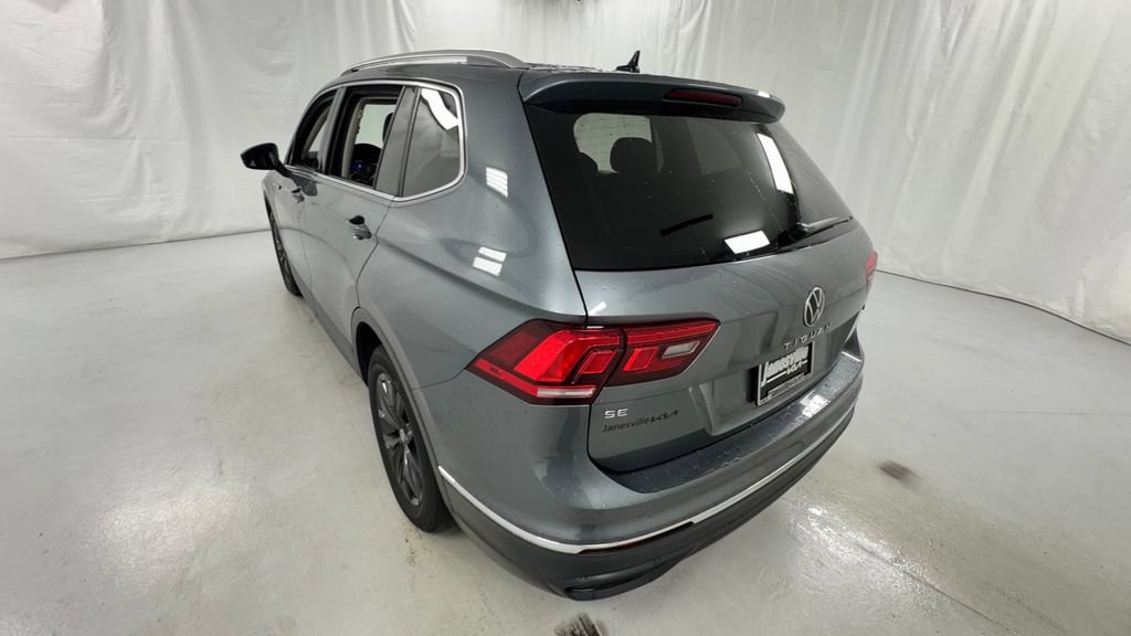 Used 2024 Volkswagen Tiguan SE AWD/4WD image 5