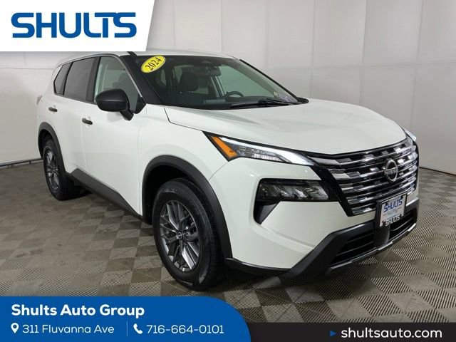 Used 2024 Nissan Rogue S AWD/4WD image 1
