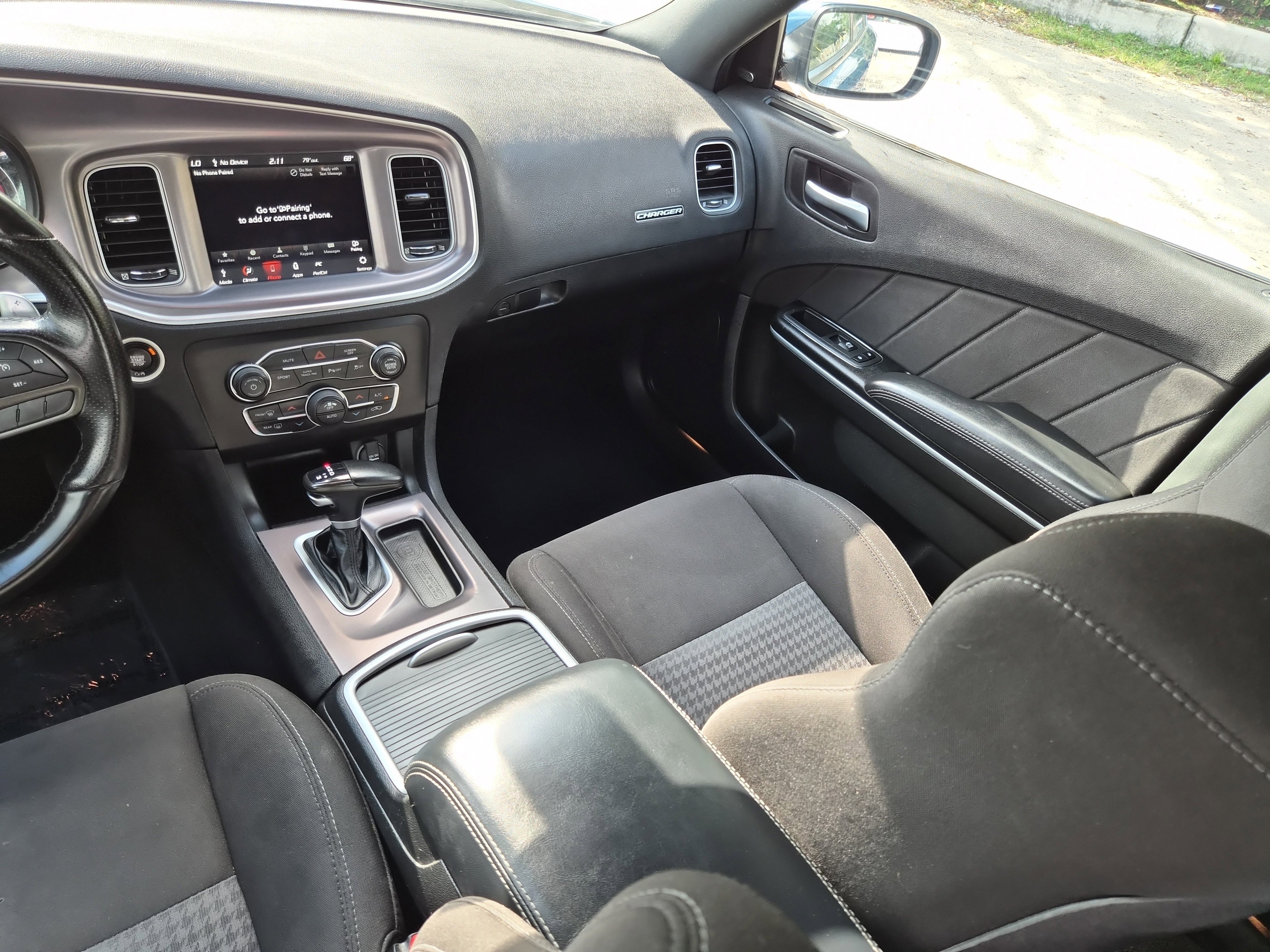 Used 2022 Dodge Charger R/T image 13