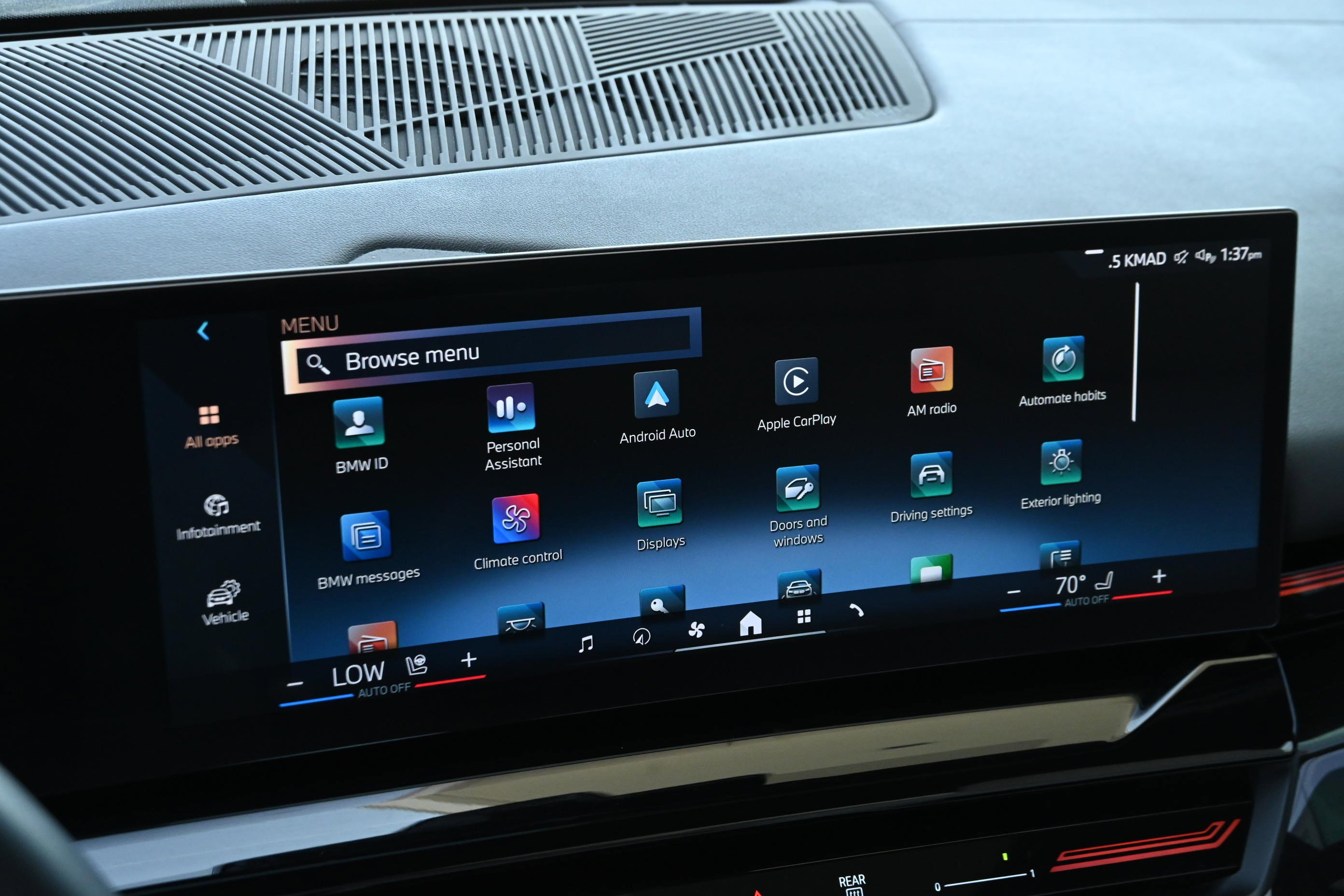 Certified 2024 BMW 530i w/ Convenience Package image 17