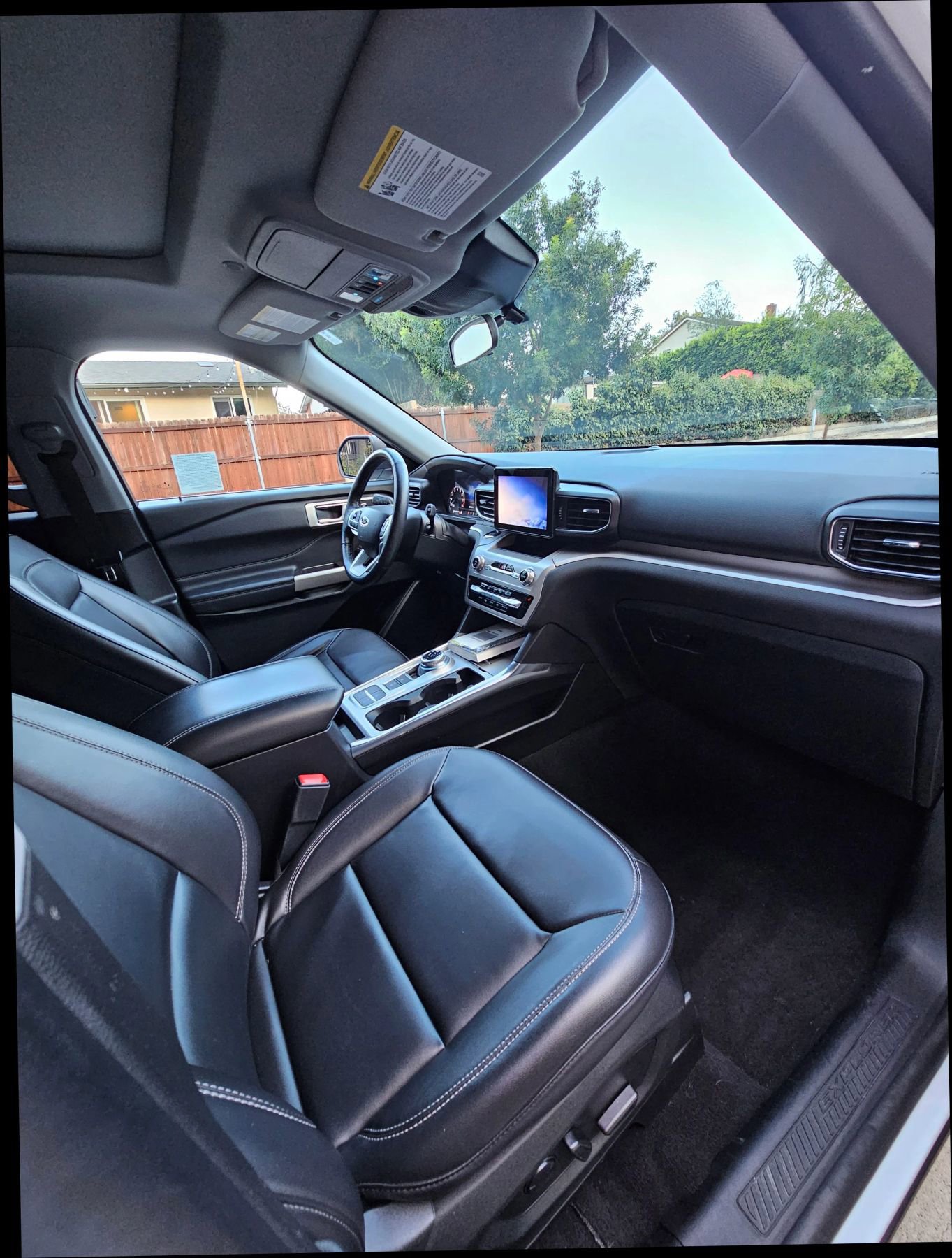 Used 2023 Ford Explorer XLT w/ Equipment Group 202A image 30