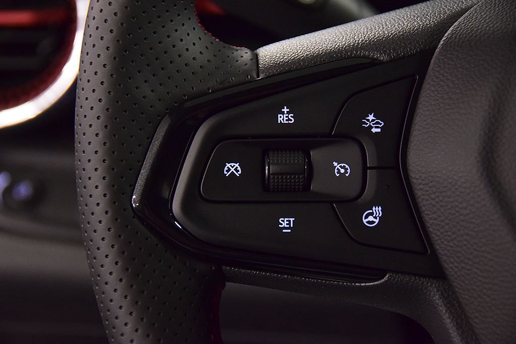 New 2026 Chevrolet Trax RS w/ Driver Confidence Package FWD image 19