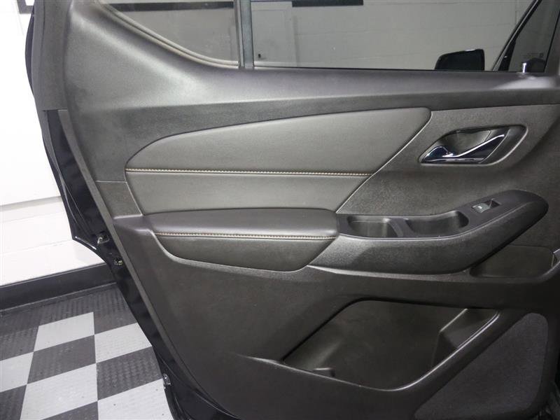 Used 2019 Chevrolet Traverse LT image 25