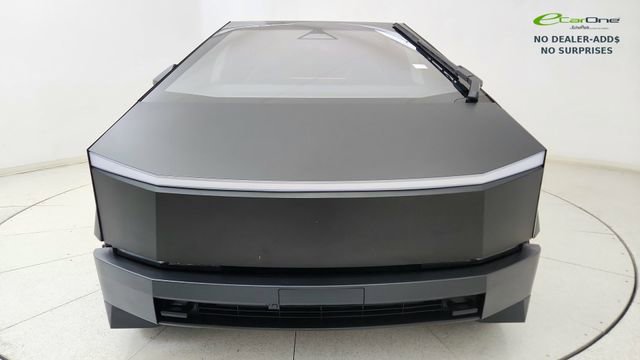 Used 2024 Tesla Cybertruck AWD Crew Cab image 2