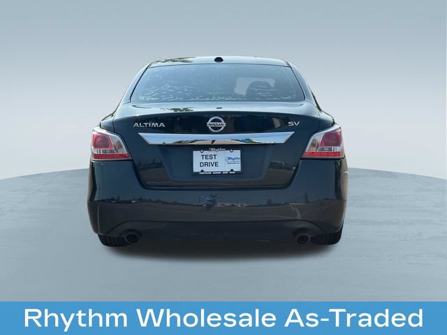Used 2015 Nissan Altima 2.5 SV w/ Convenience Package FWD image 7
