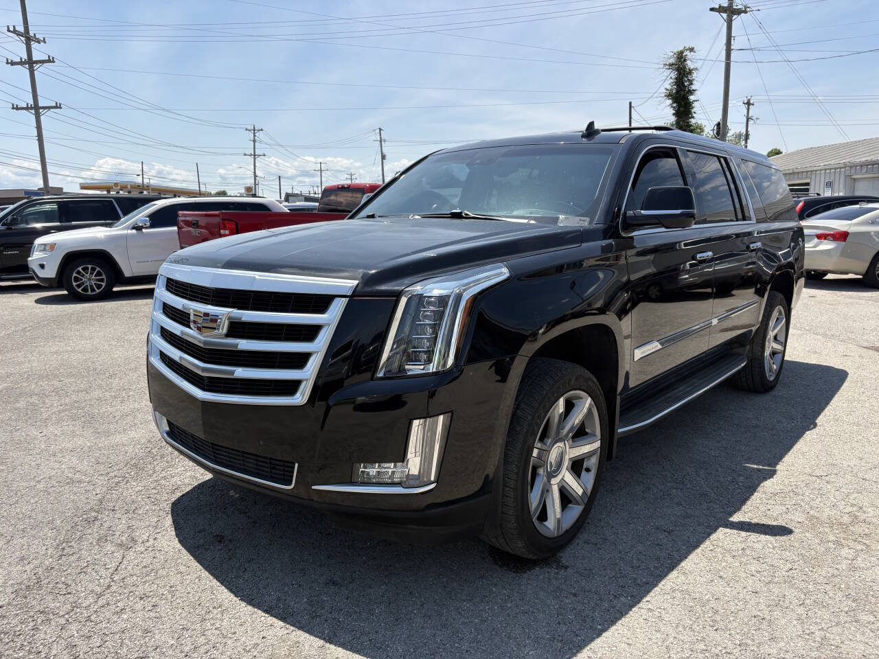 Used 2015 Cadillac Escalade ESV Luxury RWD image 3