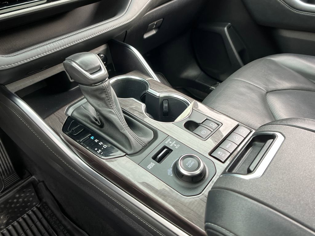 Used 2022 Toyota Highlander Platinum AWD/4WD image 20