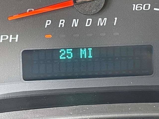 New 2025 Chevrolet Express 2500 w/ Driver Convenience Package RWD image 28