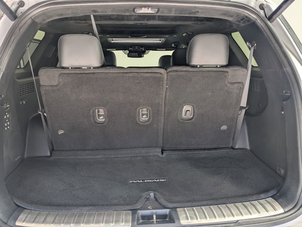 Used 2022 Hyundai Palisade Calligraphy w/ Cargo Package image 25