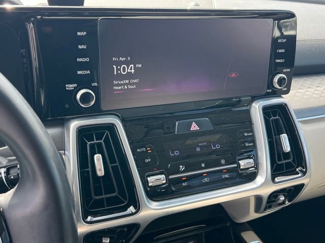 Certified 2022 Kia Sorento SX image 19