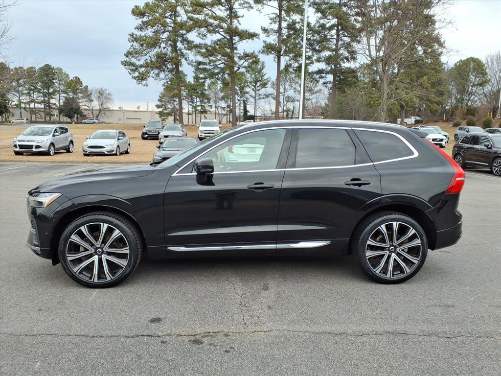 Certified 2023 Volvo XC60 B5 Ultimate w/ Climate Package image 8