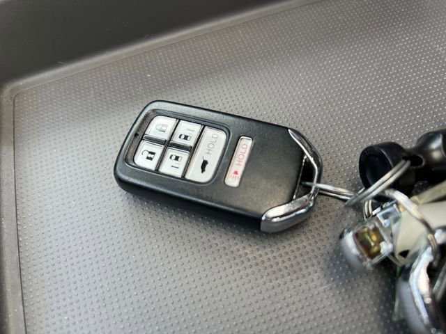 Used 2014 Honda Odyssey Touring image 31