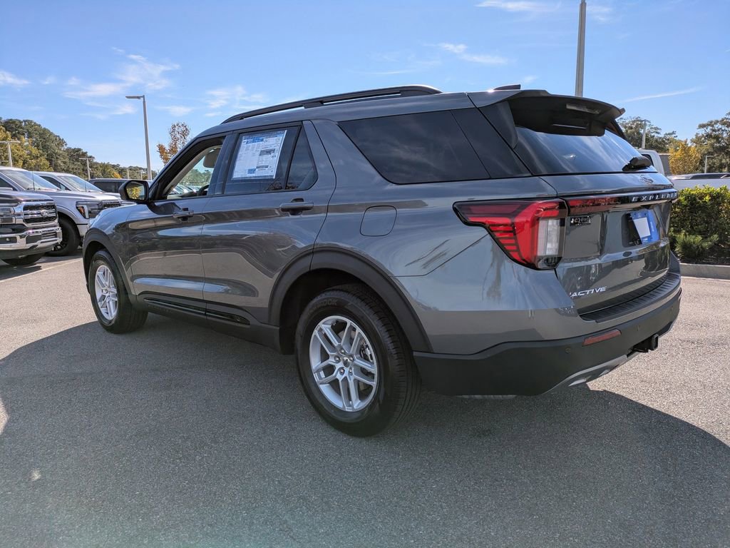 New 2026 Ford Explorer Active image 7