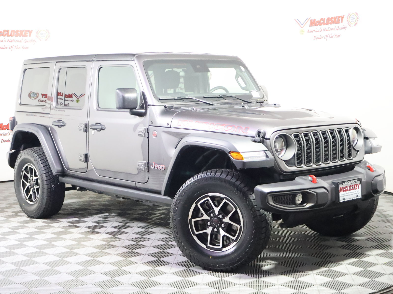 Used 2025 Jeep Wrangler Unlimited Rubicon AWD/4WD image 2