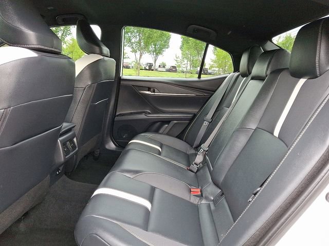 Used 2026 Toyota Camry SE FWD image 10