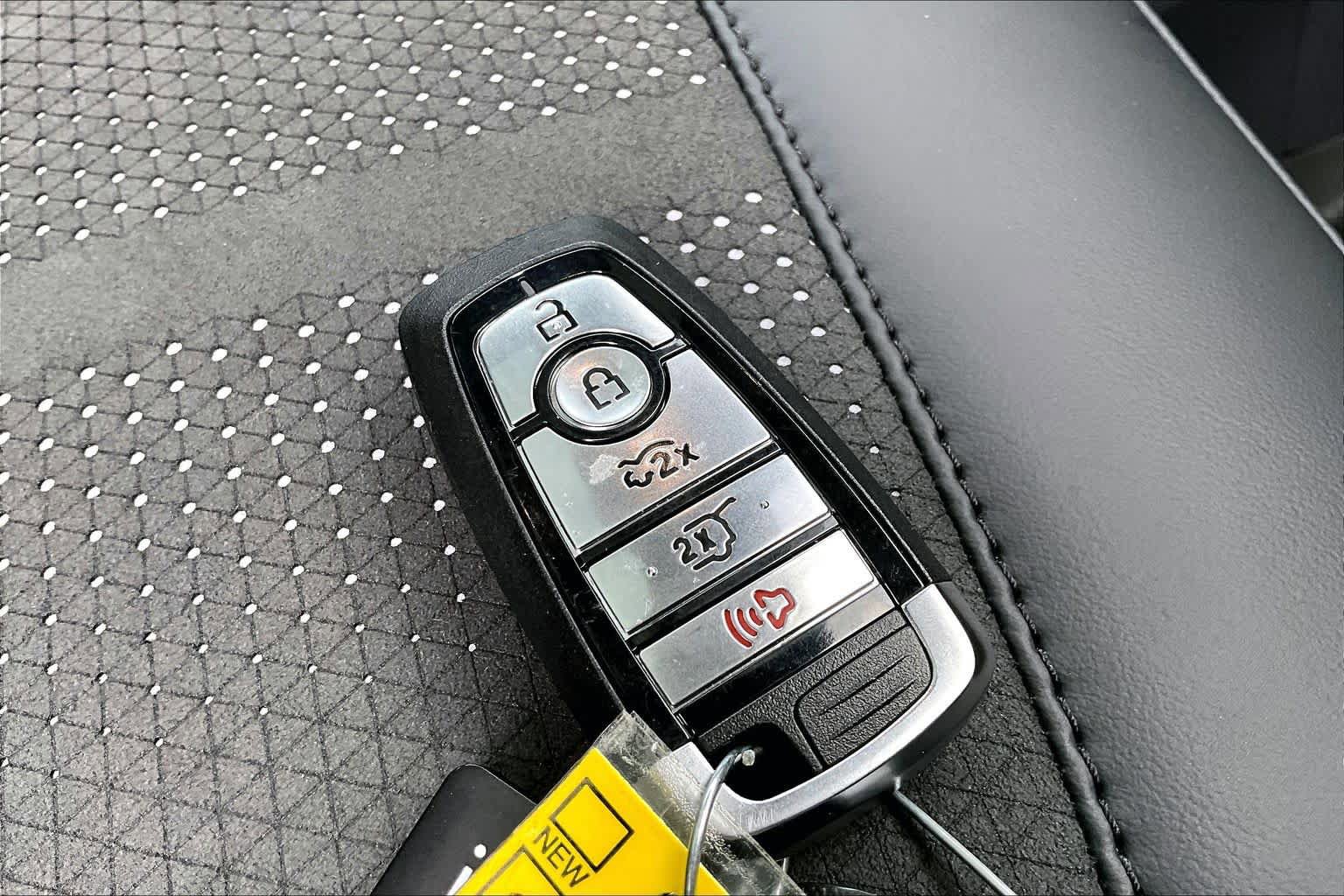 Used 2025 Ford Mustang Mach-E GT AWD/4WD image 14