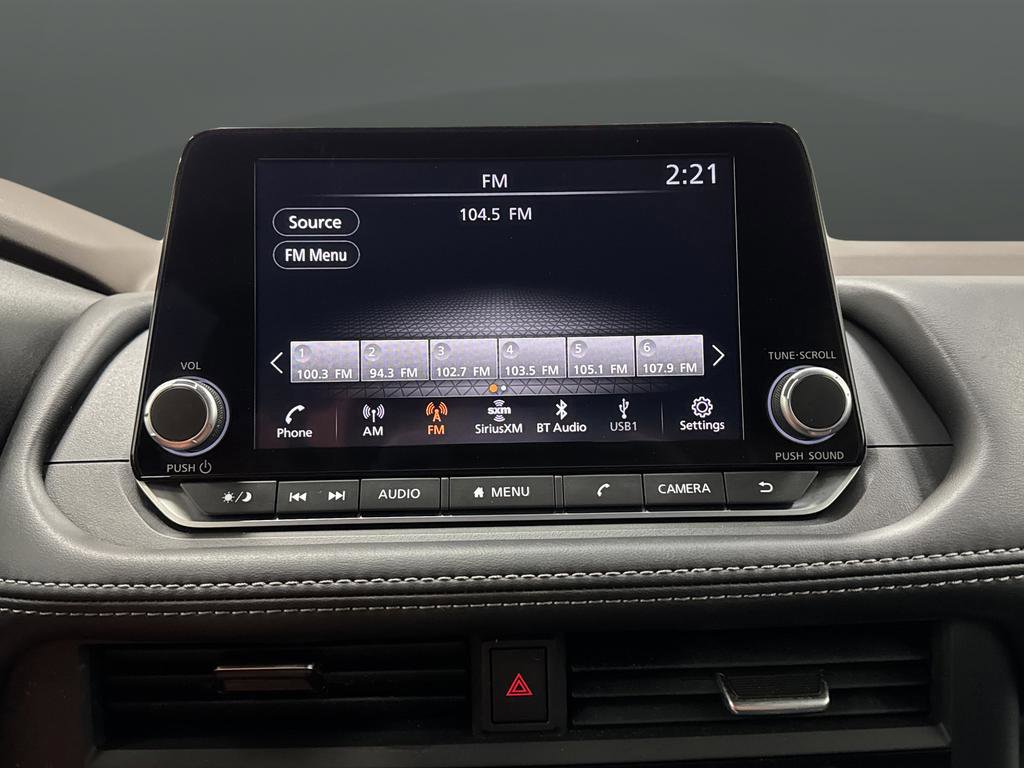 Used 2023 Nissan Rogue SV w/ SV Premium B Package image 18