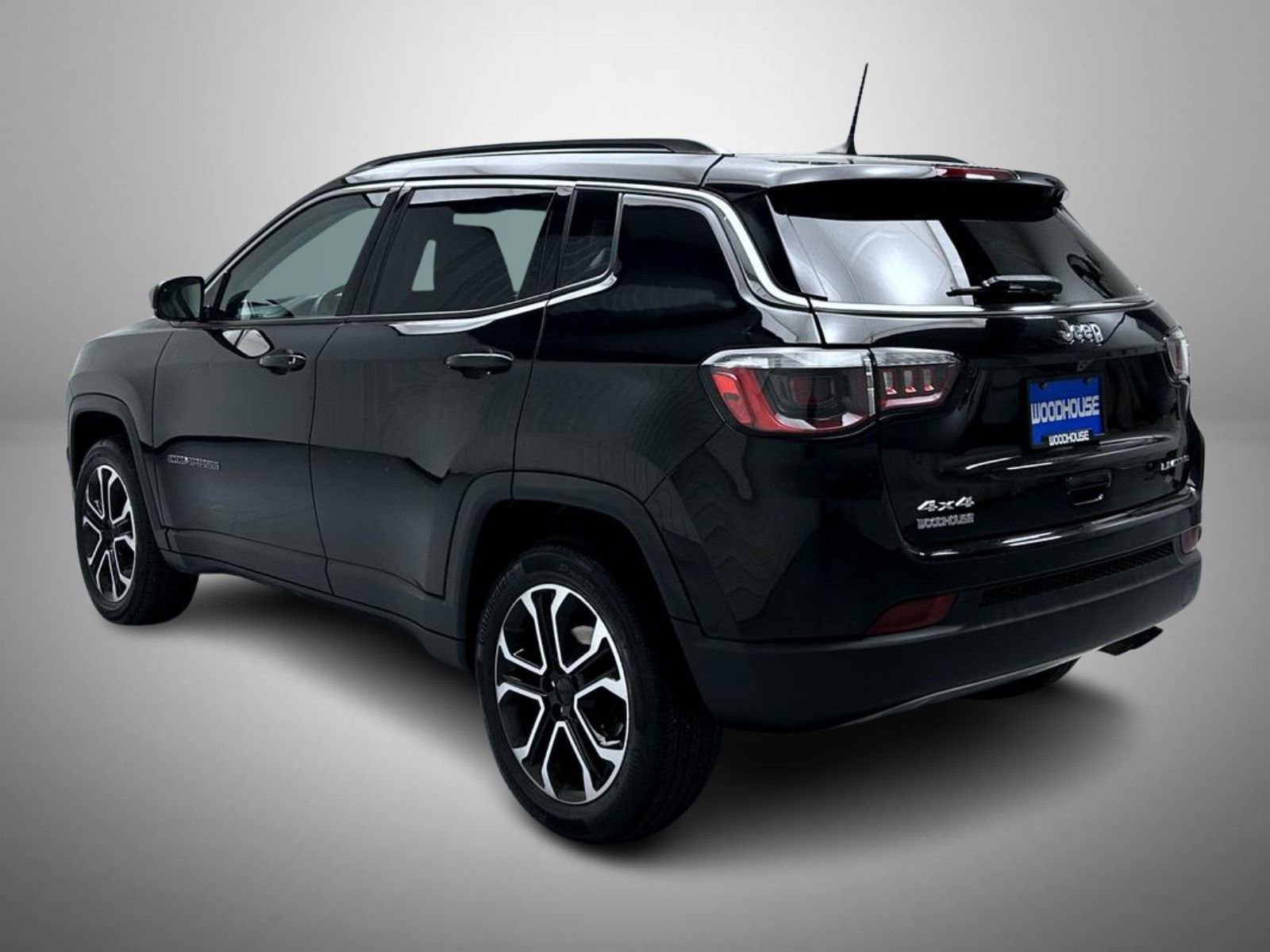 Used 2022 Jeep Compass Limited image 7