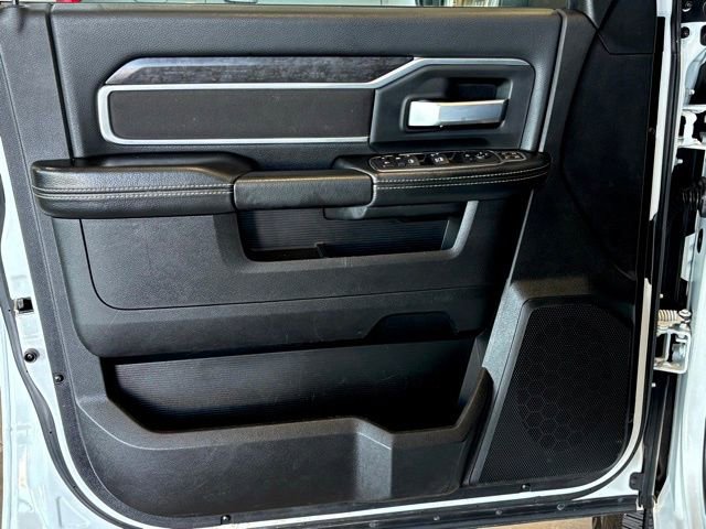 Used 2024 RAM 3500 Big Horn image 16
