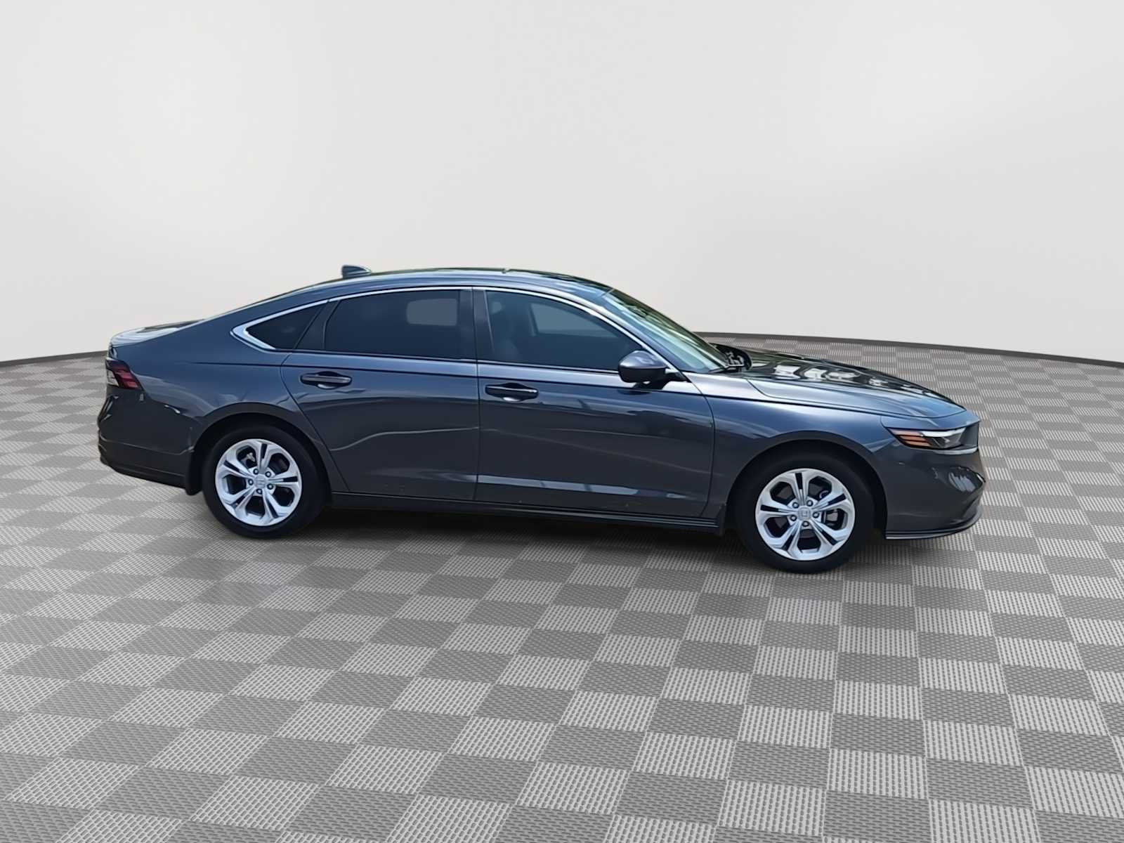 Certified 2025 Honda Accord LX image 9