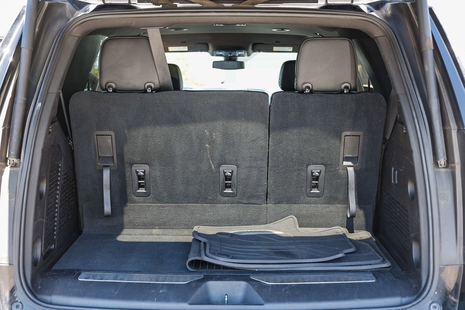 Used 2021 Chevrolet Tahoe Z71 image 26