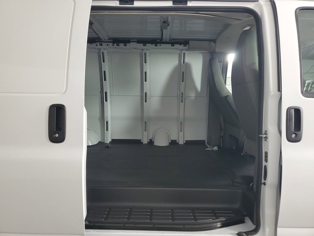 New 2026 Chevrolet Express 2500 w/ Driver Convenience Package RWD image 13