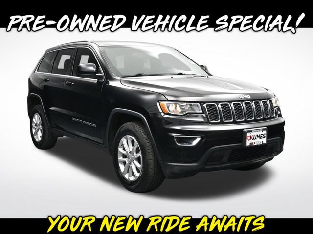 Certified 2022 Jeep Grand Cherokee Laredo E AWD/4WD image 1