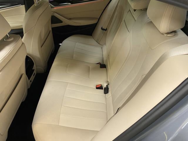 Used 2023 BMW 530e w/ Premium Package RWD image 24