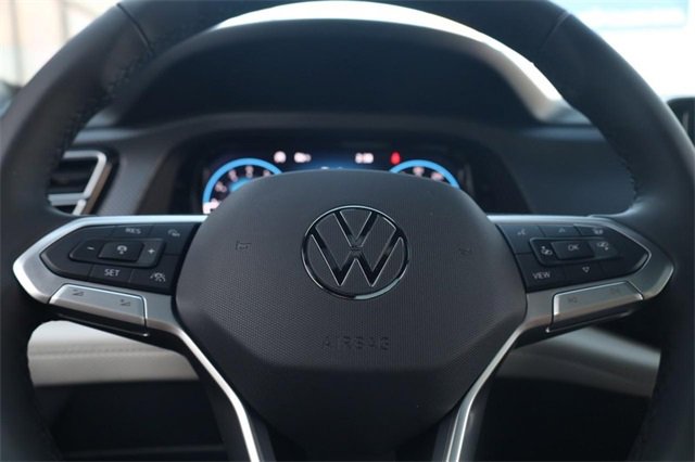 New 2026 Volkswagen Atlas Cross Sport SEL Premium R-Line image 13