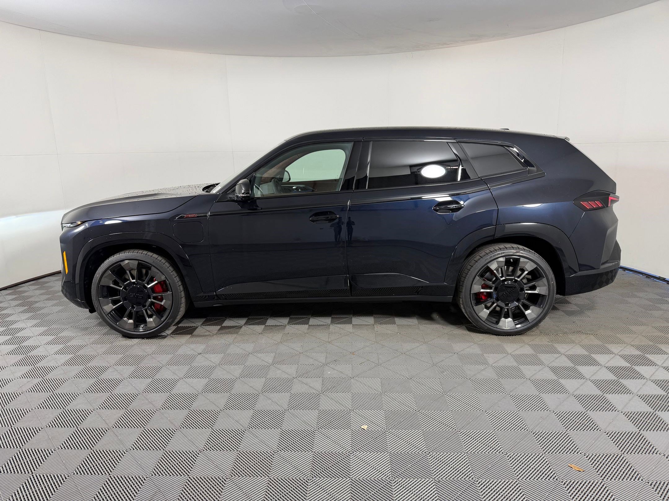 New 2026 BMW XM Label Red AWD/4WD image 2